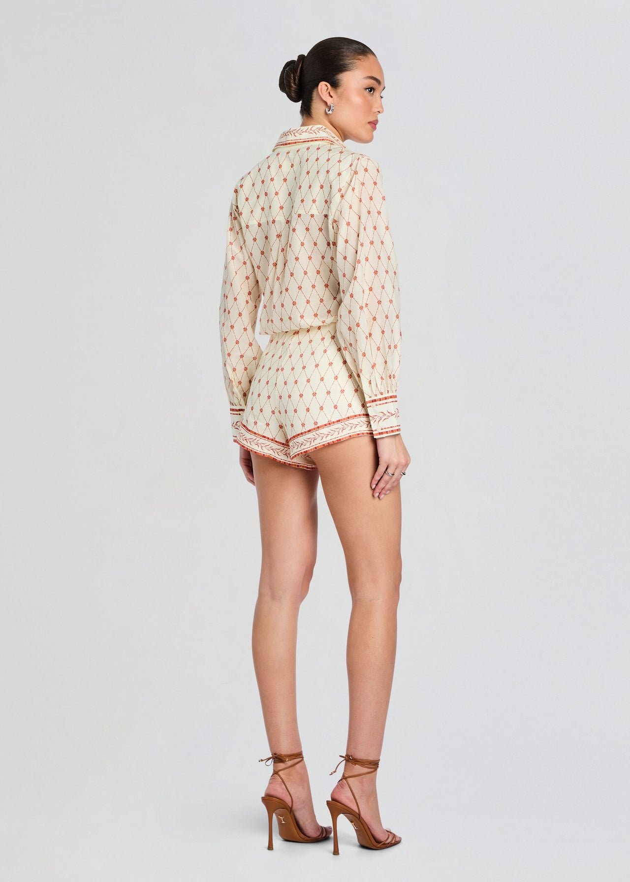 FLORAL ELEGANCE BLOUSE